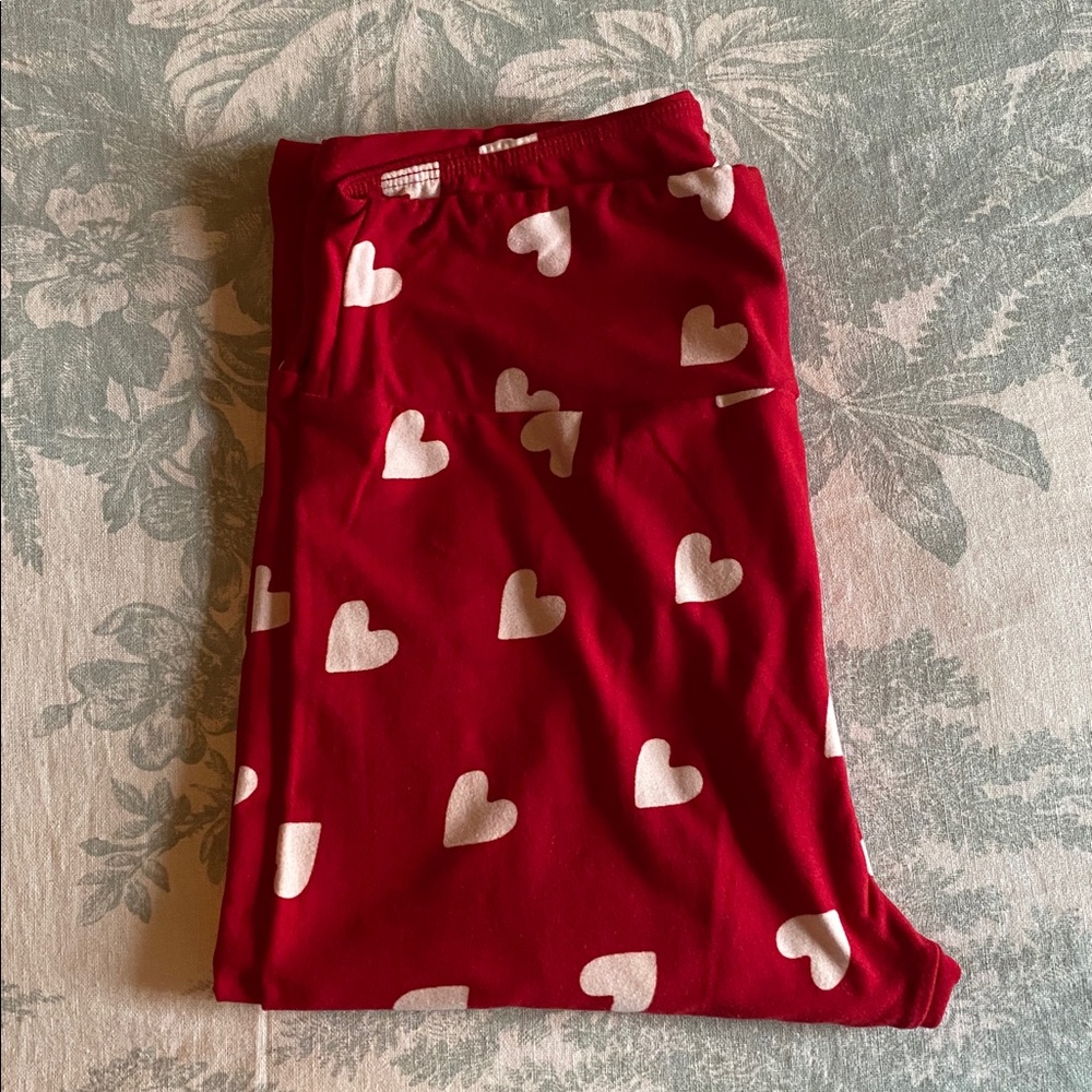 Lularoe One Size Heart / Valentines Leggings